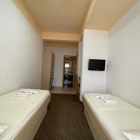 Ami - M Hotel 3*