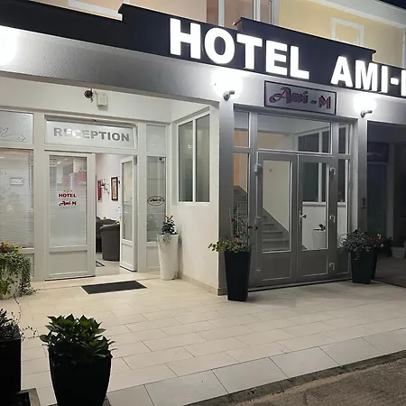 Ami - M Hotel 3*
