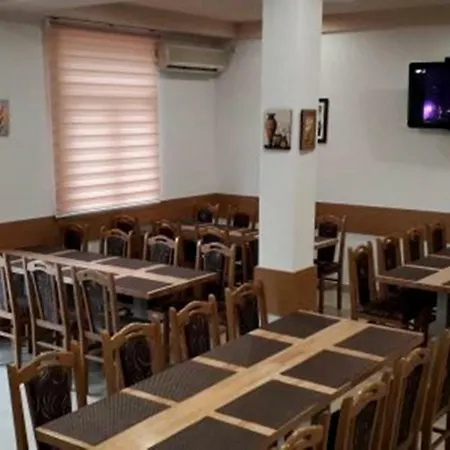 Hotel Ami - M