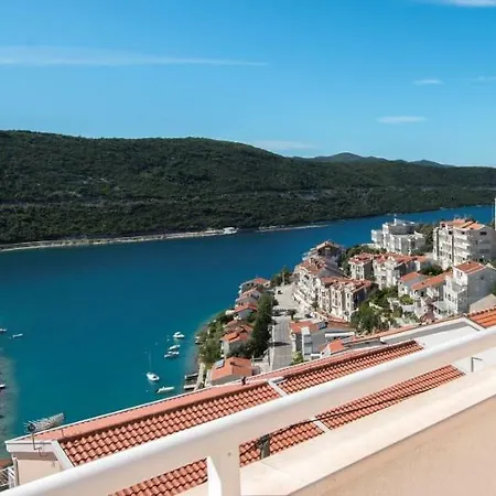 Ami - M 3* Neum