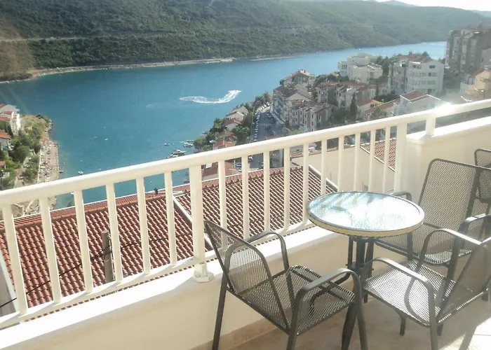 Hotel Ami - M Neum
